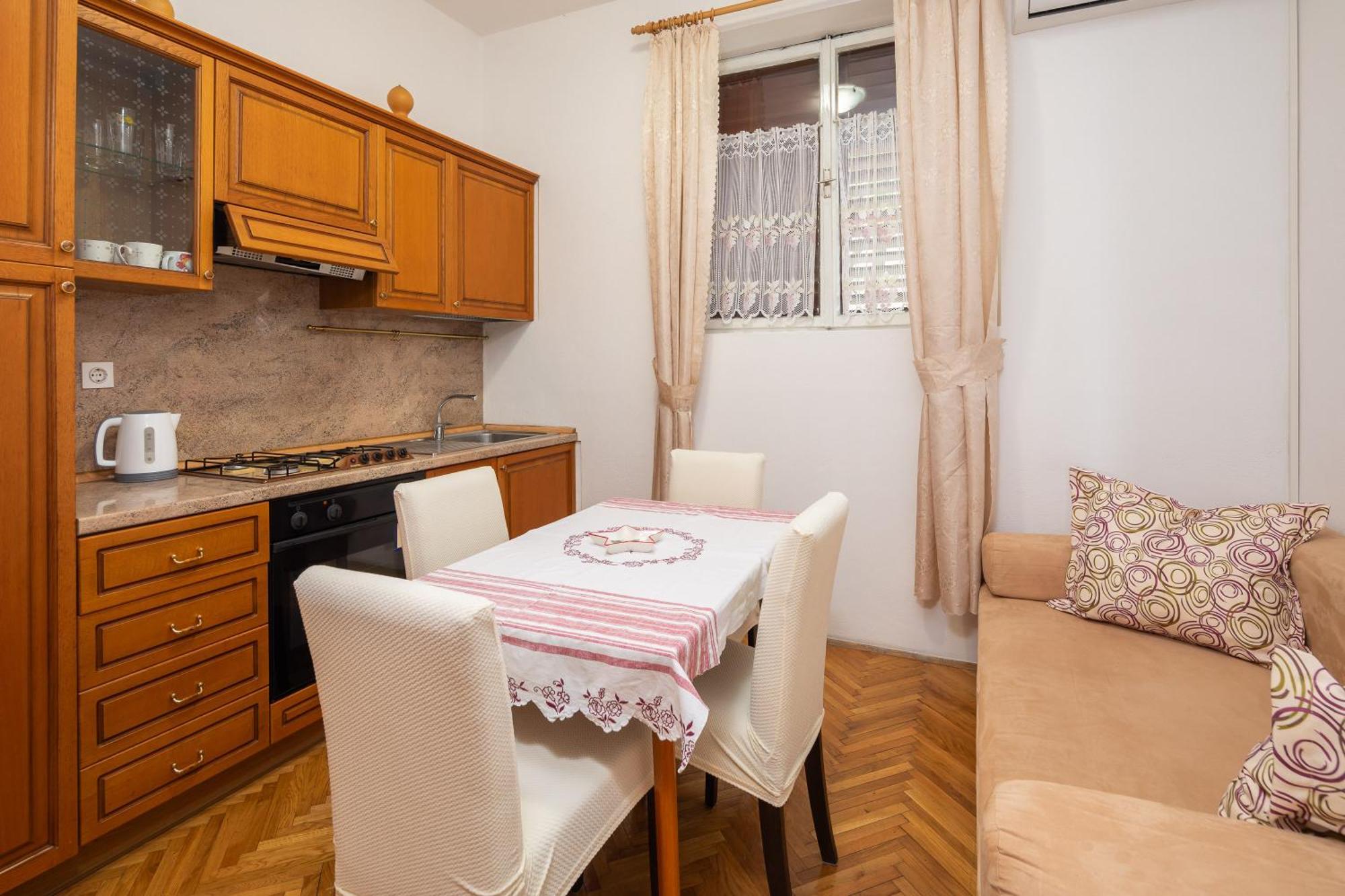 מאקרסקה Apartments Magic מראה חיצוני תמונה