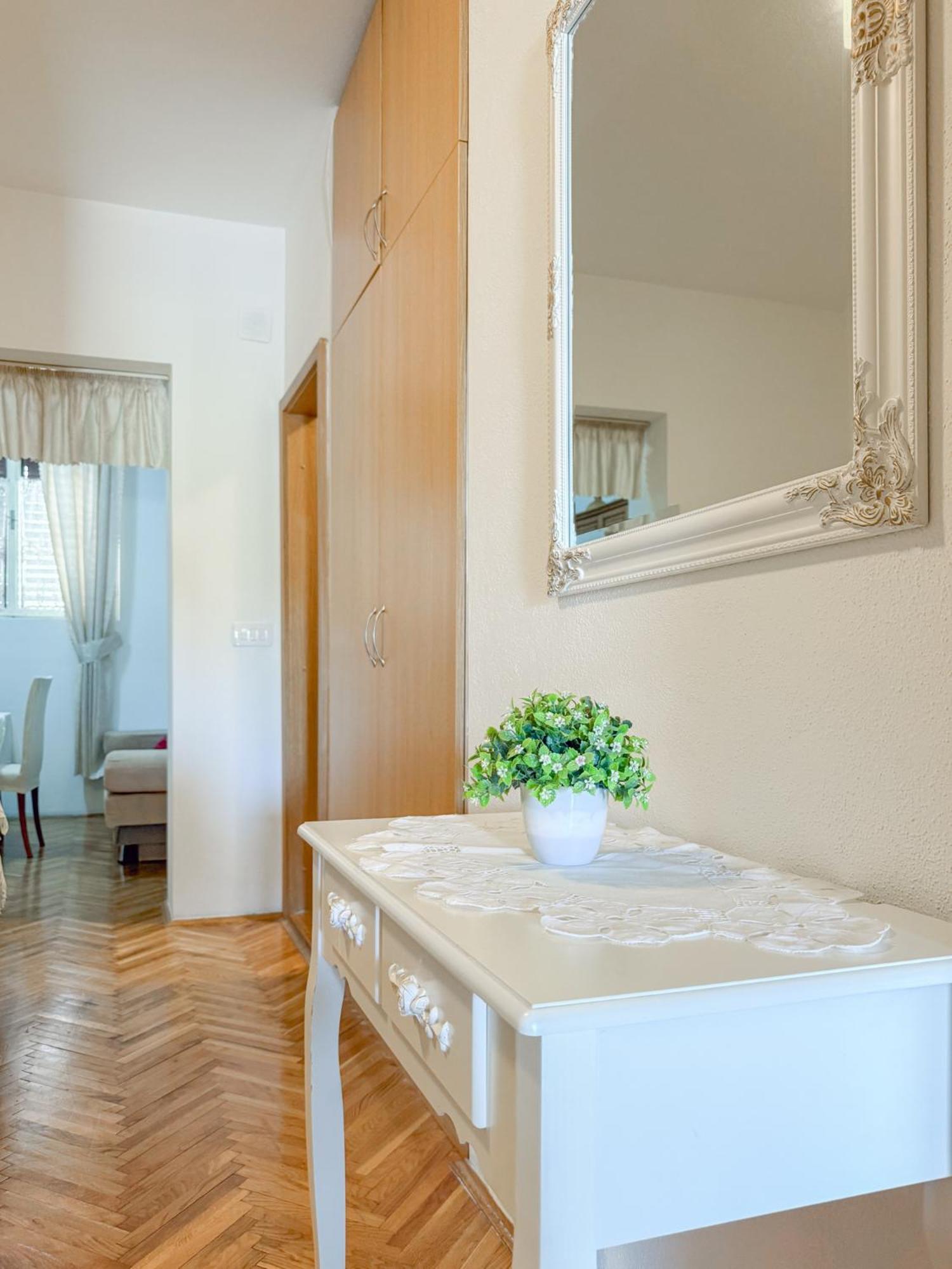 מאקרסקה Apartments Magic מראה חיצוני תמונה