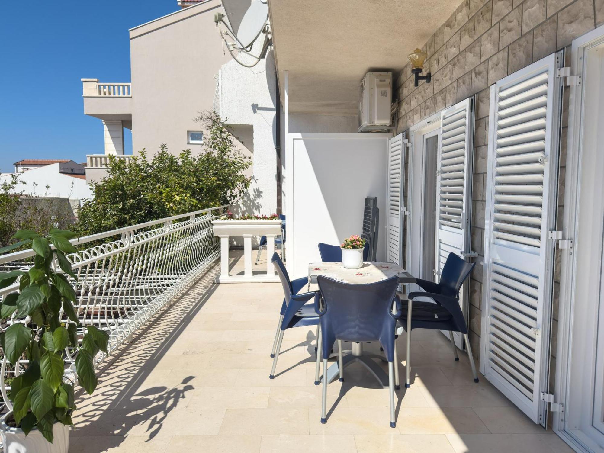 מאקרסקה Apartments Magic מראה חיצוני תמונה